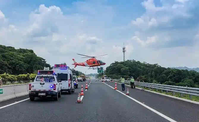 雨城区高速公路汽车救援案例